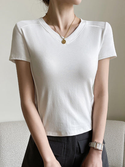 Sophisticated T-Shirt with a Clean Classic Look