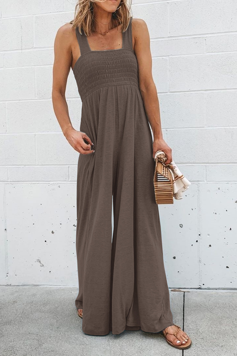 Well Tailored Garment with a Graceful Silhouette