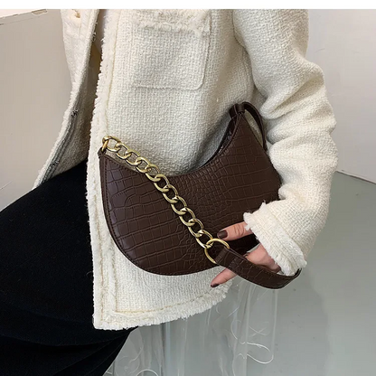 Classic Vintage Bag with a Flattering Fit