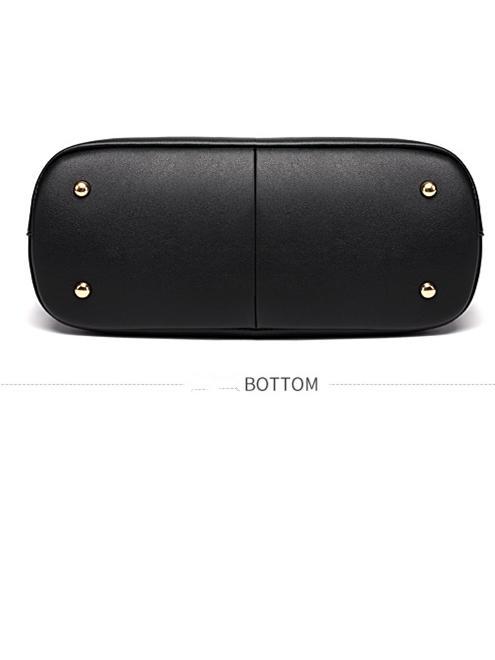Beautifully Finished Bag in a Timeless Design