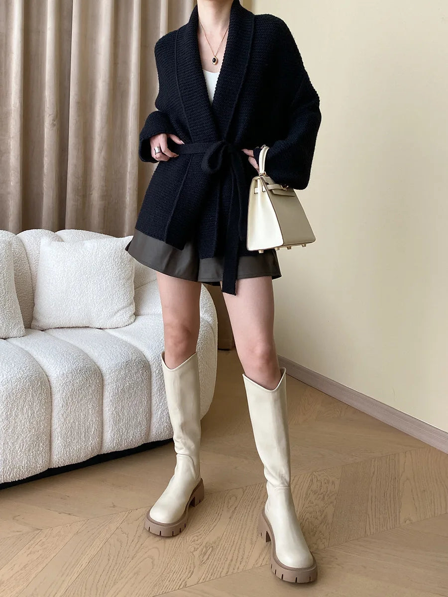 Gracefully Styled Cardigan for Any Occasion