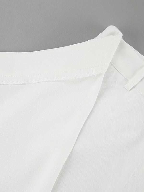 Well Tailored Pants with a Graceful Silhouette