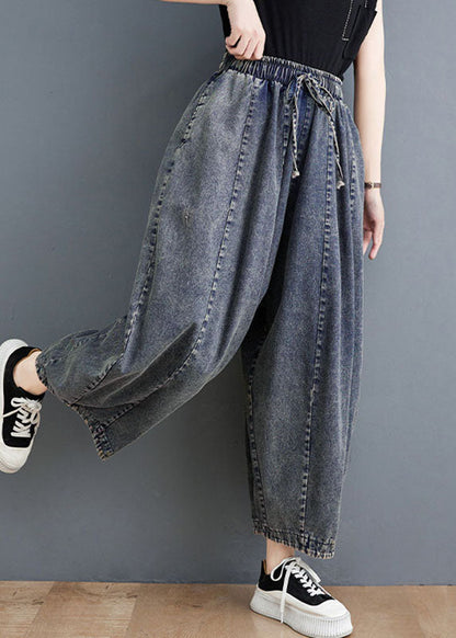 Effortlessly Elegant Pants with a Timeless Design