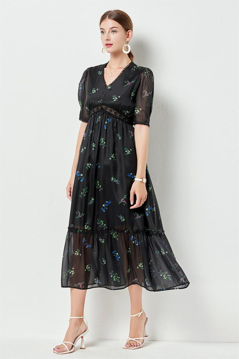 Sophisticated Dress with a Clean Classic Look