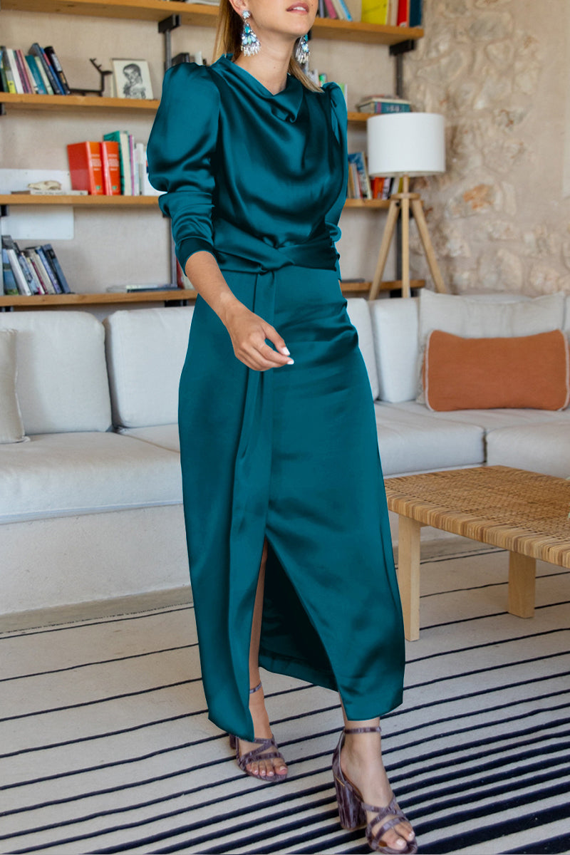 Beautifully Finished Dress in a Timeless Design
