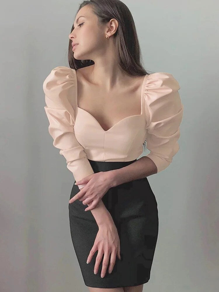 Sophisticated Blouse with a Clean Classic Look