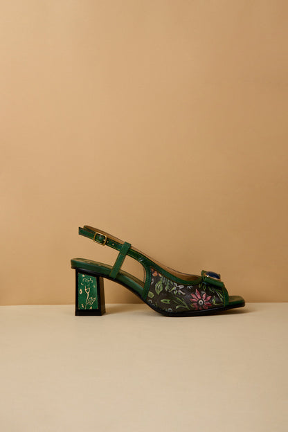 Beautifully Finished Sandals in a Timeless Design