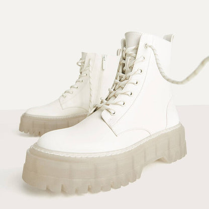 Polished Boots with an Effortless Classic Look