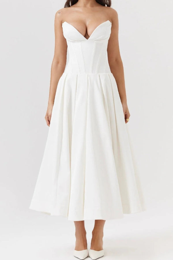 Polished Dress with an Effortless Classic Look