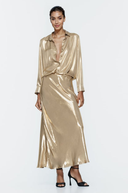 Beautifully Finished Garment in a Timeless Design