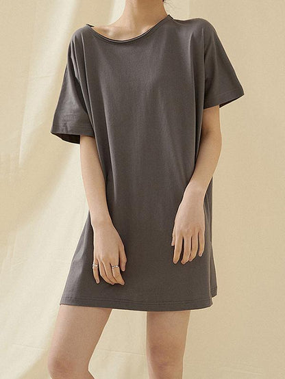 Sophisticated T-Shirt with a Clean Classic Look