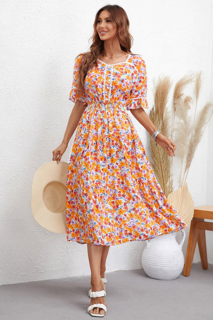Effortlessly Elegant Dress with a Timeless Design