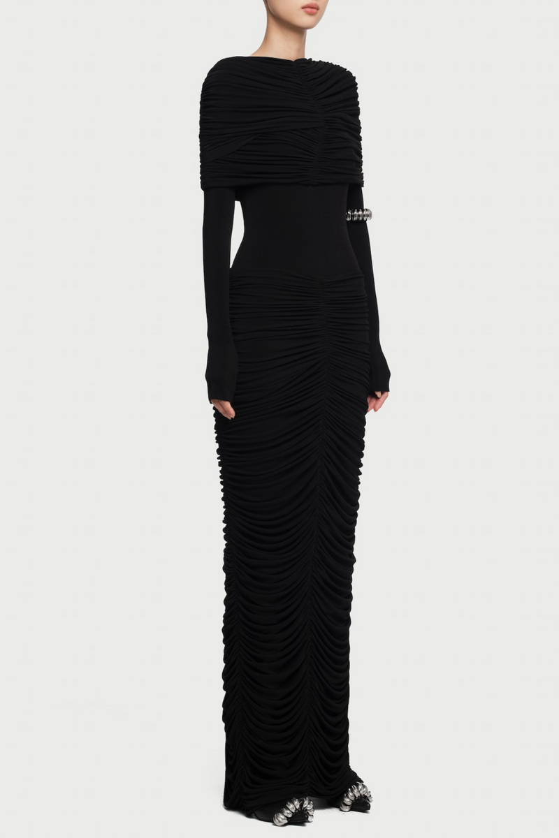 Effortlessly Elegant Dress with a Timeless Design