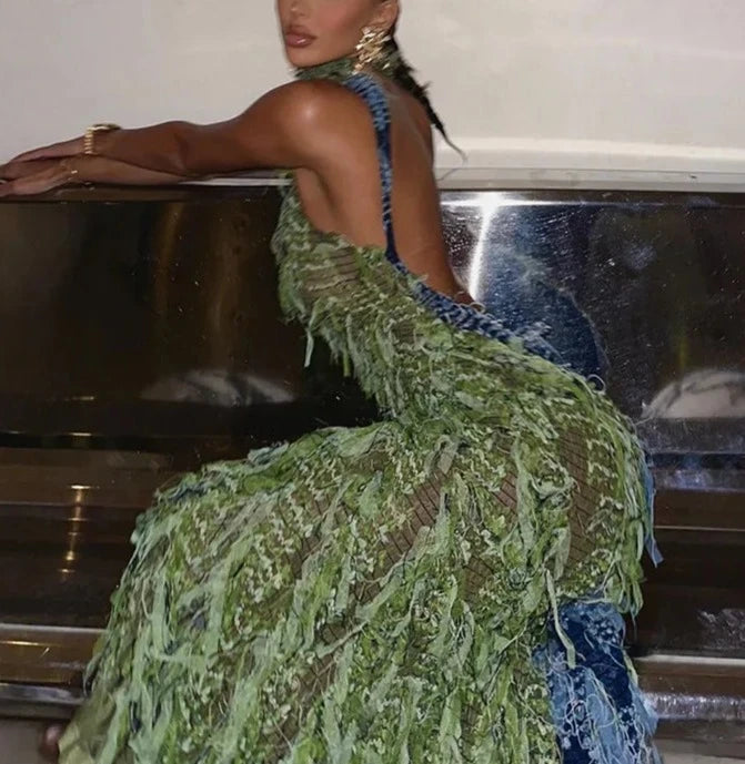 Effortlessly Elegant Dress with a Timeless Design