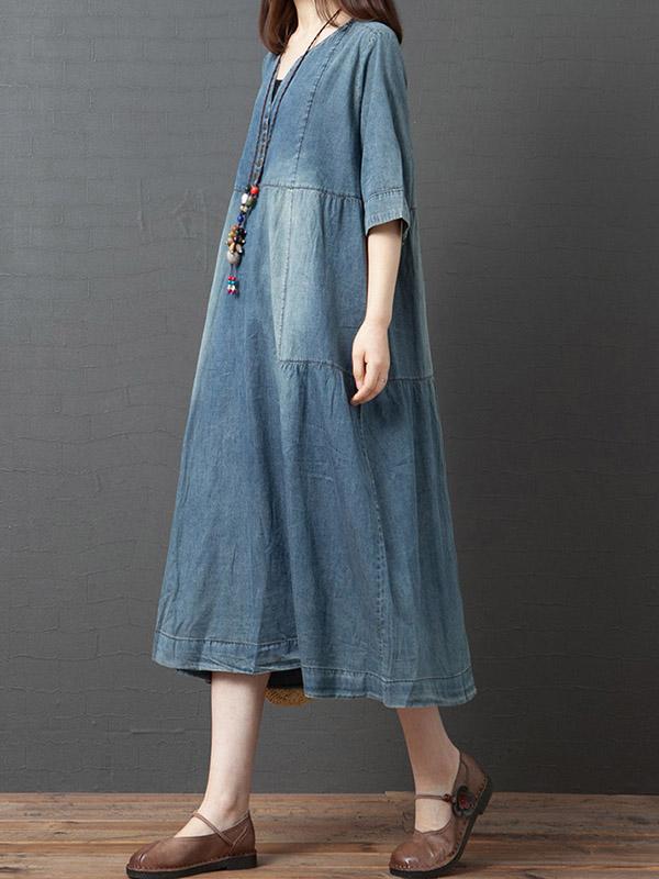 Classic Vintage Dress with a Flattering Fit
