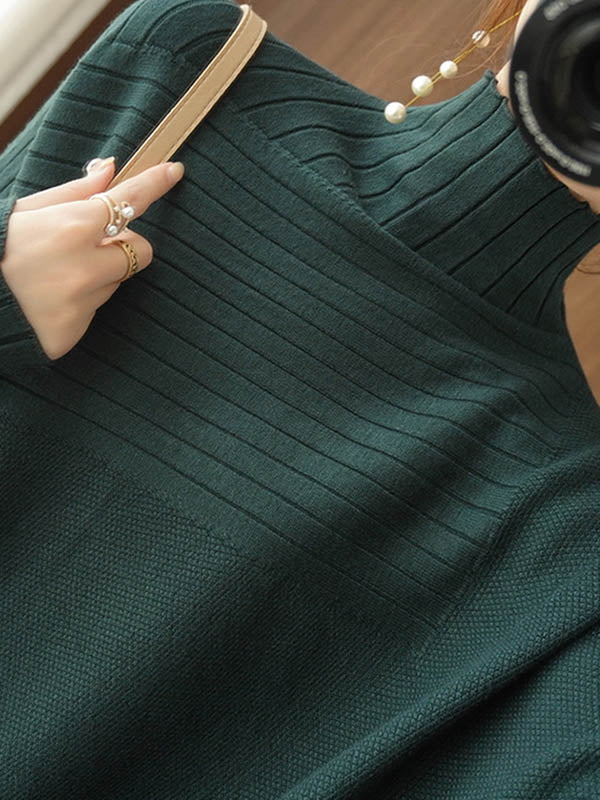 Classic Vintage Sweater with a Flattering Fit