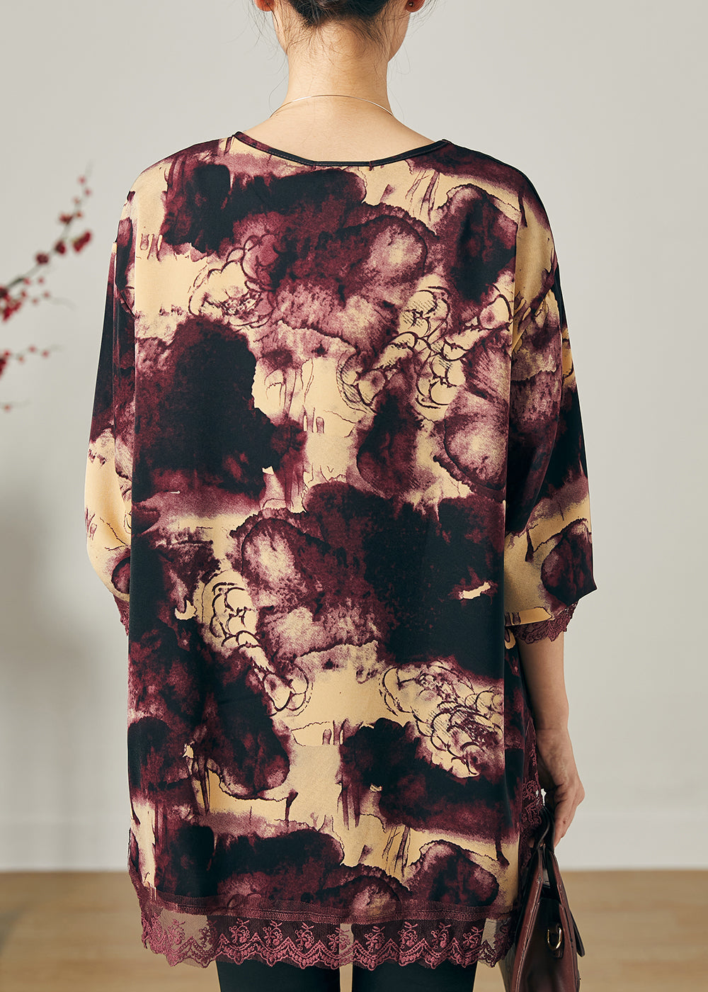 Effortlessly Elegant Shirt with a Timeless Design