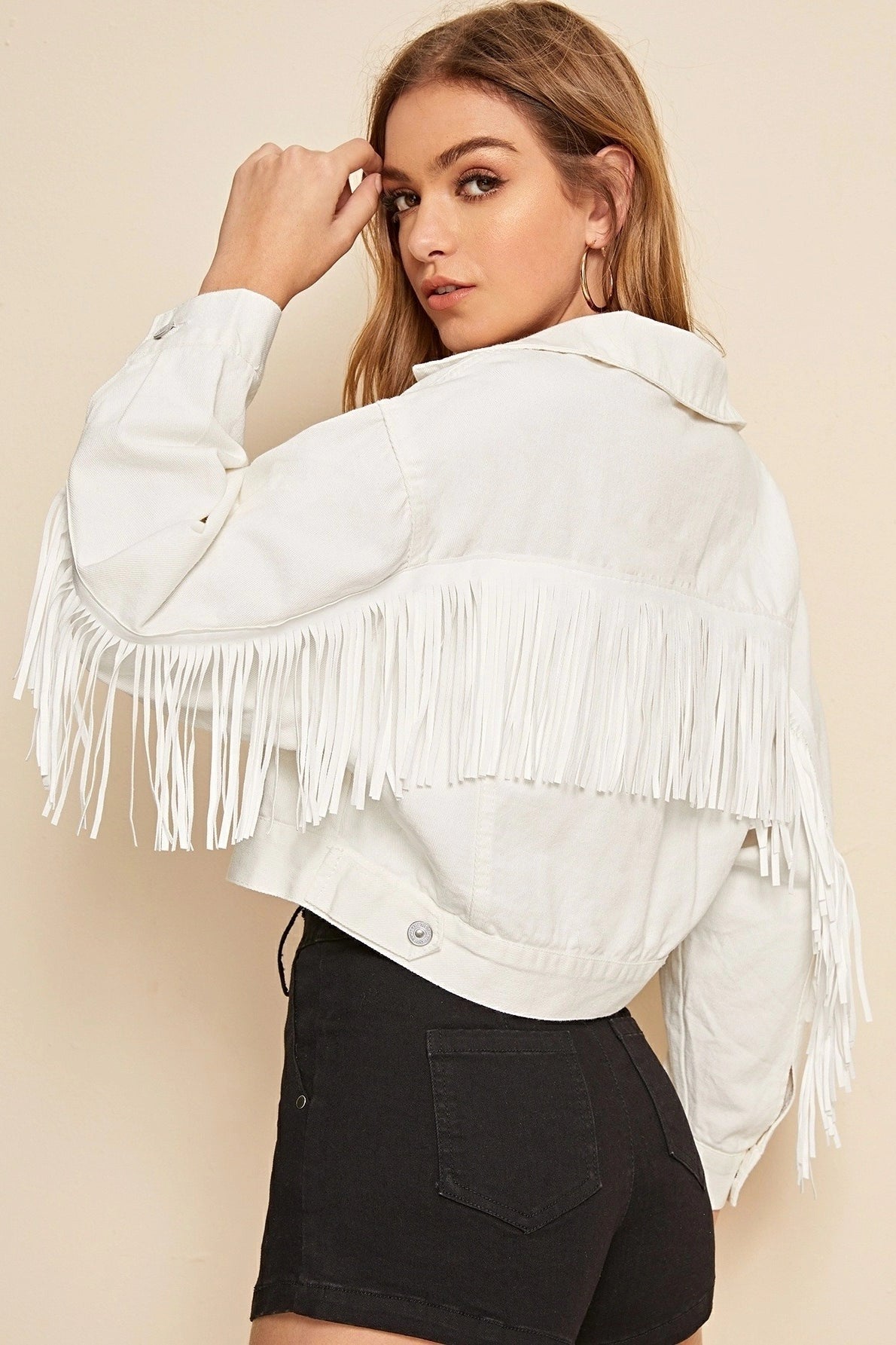 Elegantly Styled Jacket for Everyday Wear