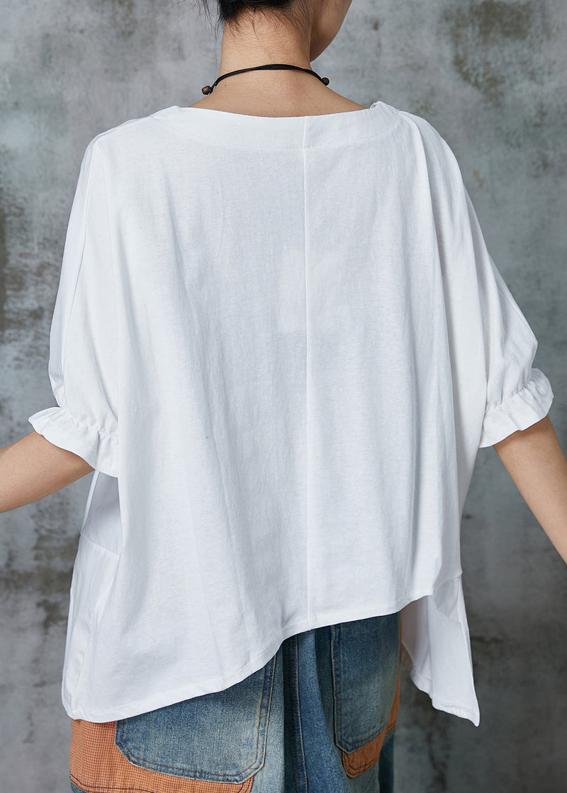 Effortlessly Elegant Top with a Timeless Design