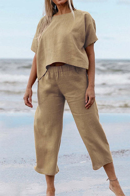 Effortlessly Elegant Garment with a Timeless Design