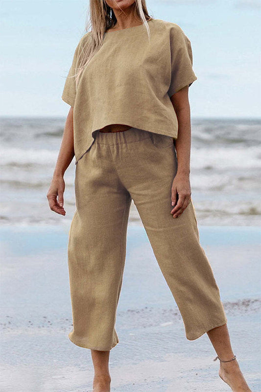Effortlessly Elegant Garment with a Timeless Design