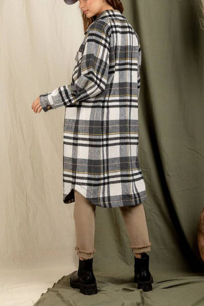 Gracefully Styled Coat for Any Occasion