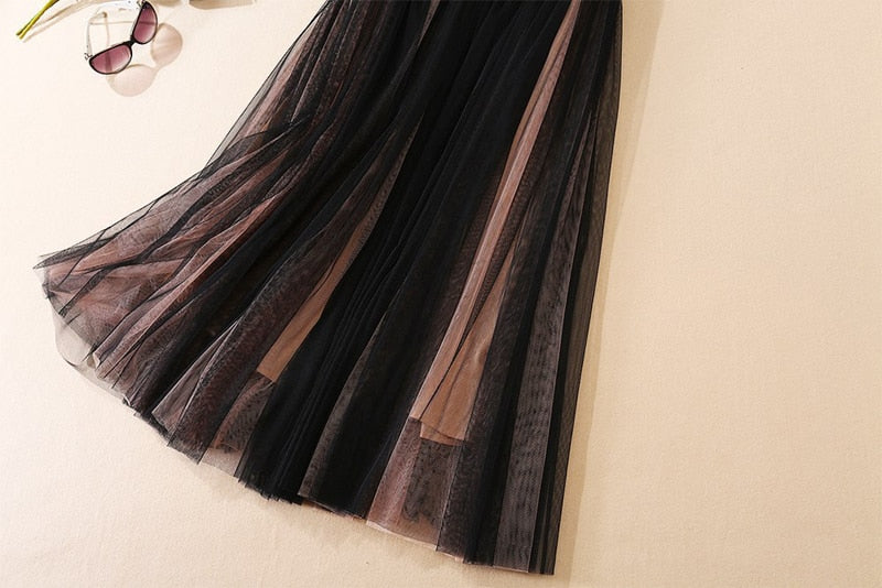 Beautifully Finished Top in a Timeless Design