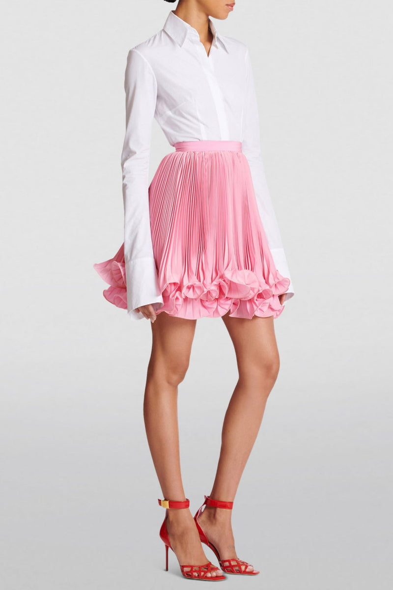 Well Tailored Garment with a Graceful Silhouette