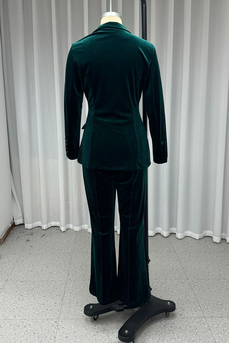 Classic Vintage Garment with a Flattering Fit