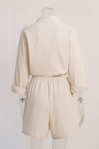 Well Tailored Blouse with a Graceful Silhouette