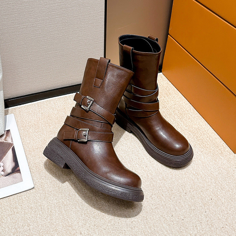 Beautifully Finished Boots in a Timeless Design