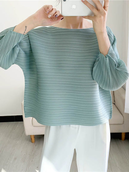 Sophisticated T-Shirt with a Clean Classic Look