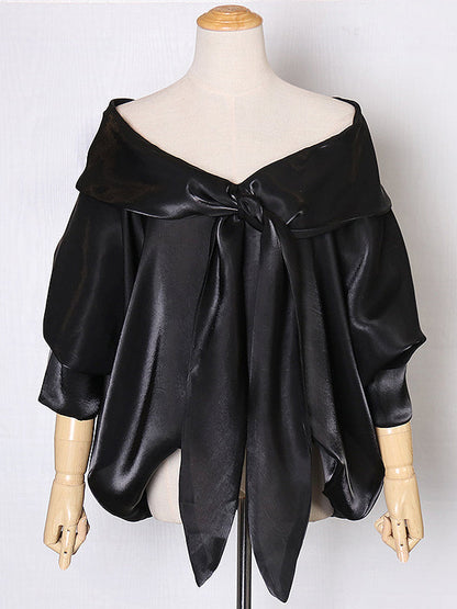 Classic Vintage Blouse with a Flattering Fit