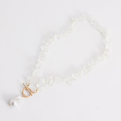 Effortlessly Elegant Garment with a Timeless Design