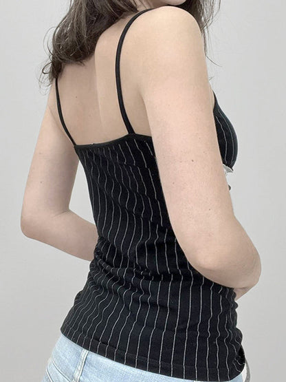 Beautifully Finished Top in a Timeless Design