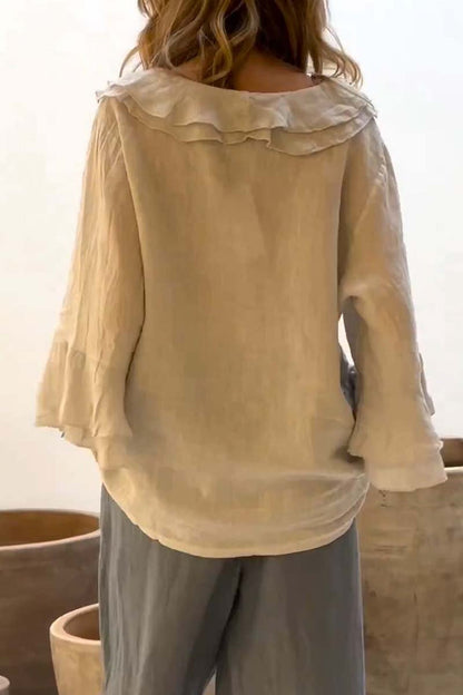 Effortlessly Elegant Top with a Timeless Design
