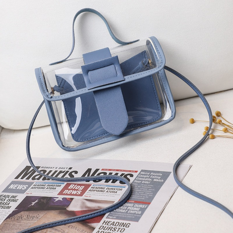Sophisticated Bag with a Clean Classic Look