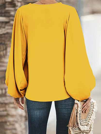 Beautifully Crafted T-Shirt in a Classic Style