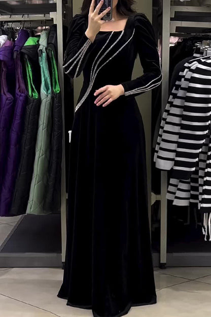 A Vintage Style Dress with Delicate Timeless Details