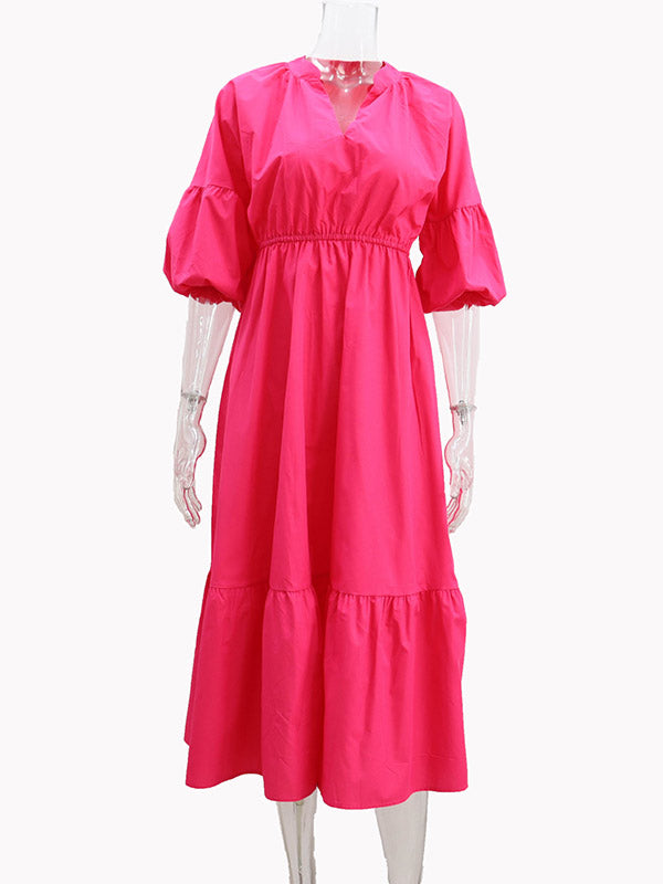 Beautifully Finished Dress in a Timeless Design