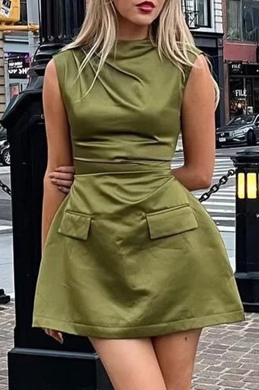 Classic Vintage & Enduringly Stylish Dress