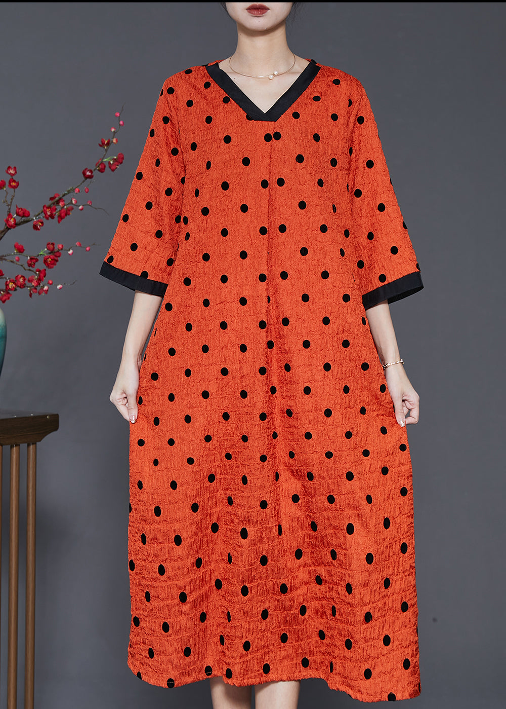 Sophisticated Dress with a Clean Classic Look