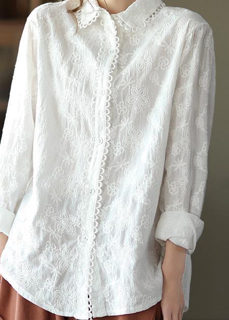 Effortlessly Elegant Blouse with a Timeless Design