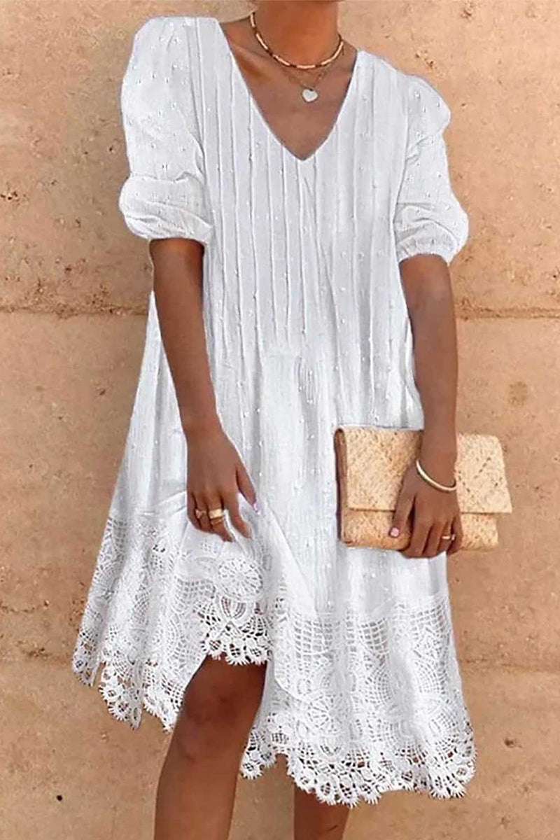 Well Tailored Dress with a Graceful Silhouette