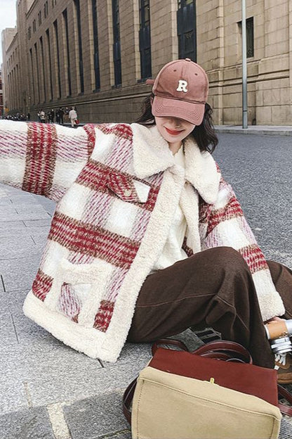 Classic Vintage Jacket with a Flattering Fit