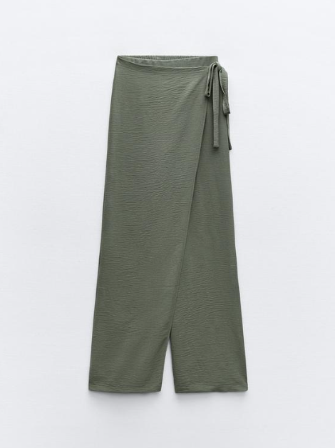 Classic Vintage & Enduringly Stylish Top