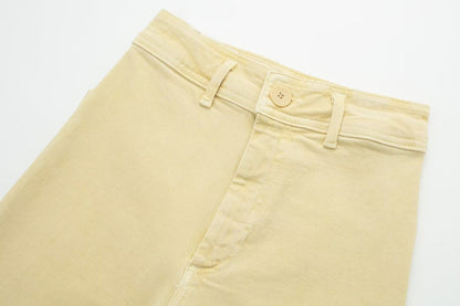 Beautifully Finished Trousers in a Timeless Design