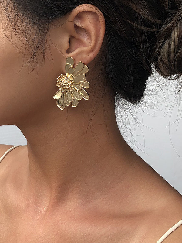 Elegantly Styled Garment for Everyday Wear