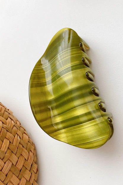 Beautifully Finished Garment in a Timeless Design