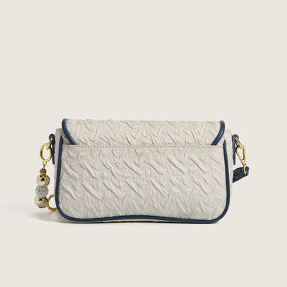 Beautifully Finished Bag in a Timeless Design